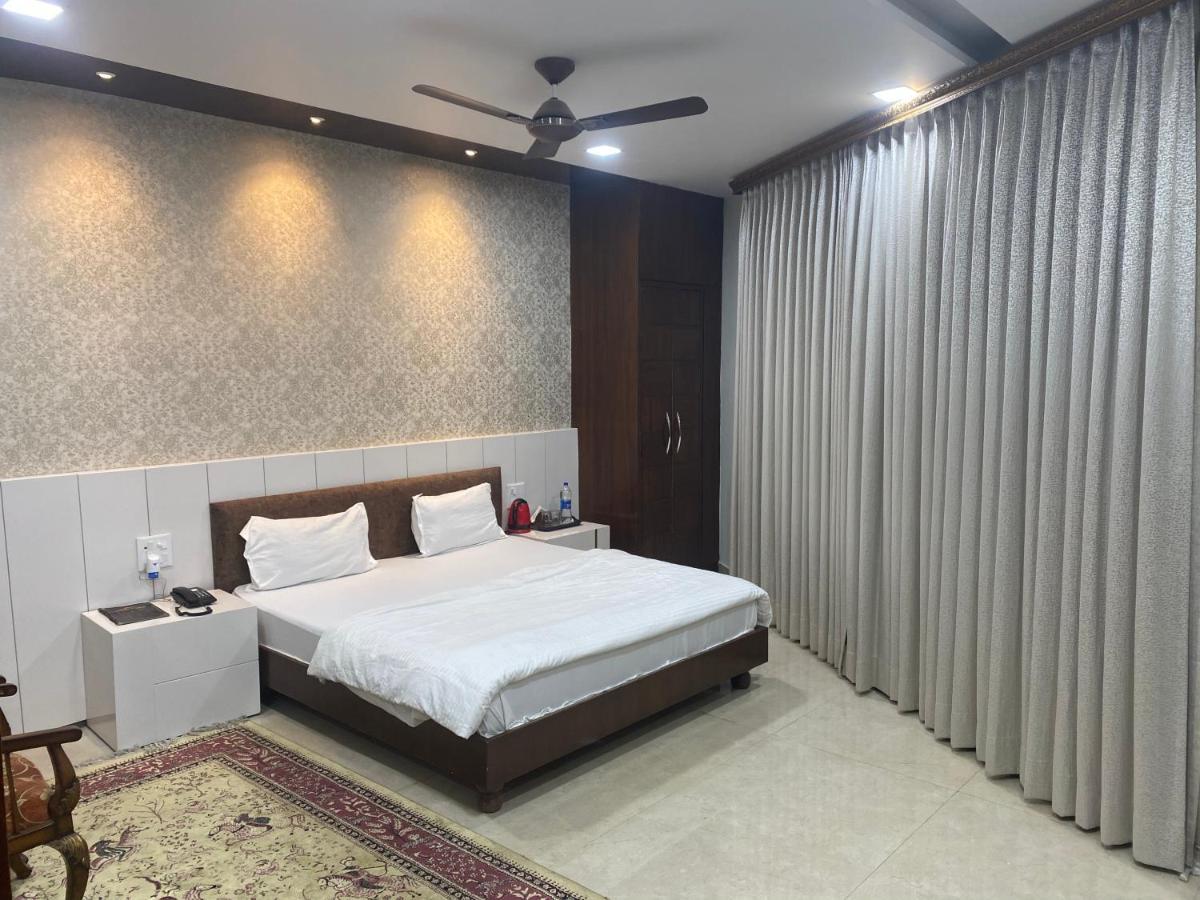 Hotel Temple View Inn Anandpur Sāhib Exterior foto