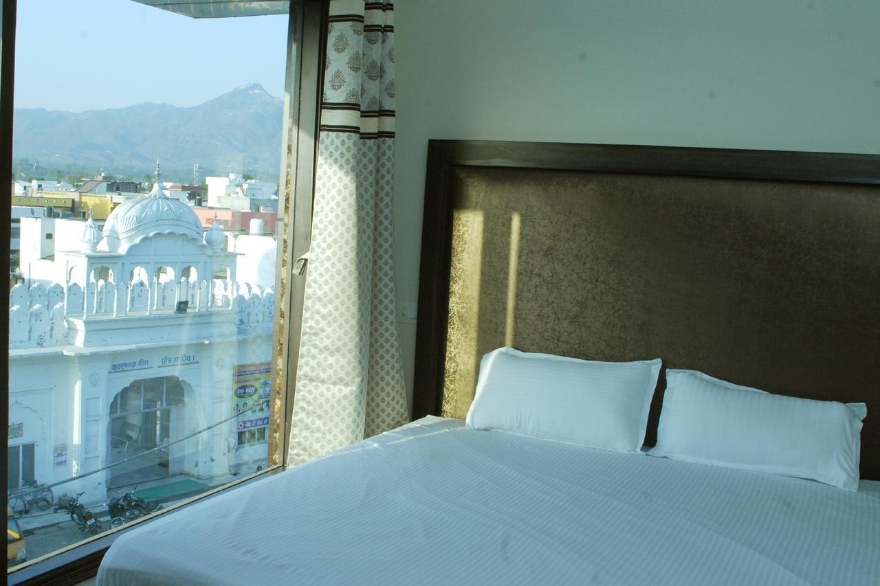 Hotel Temple View Inn Anandpur Sāhib Exterior foto